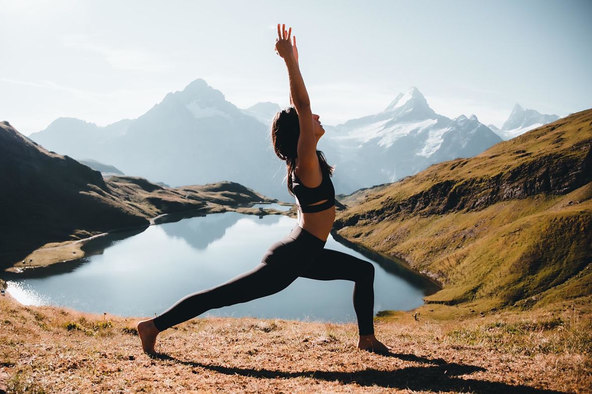 yoga-vinyasa-annecy-with-clelia